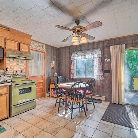 Cozy Adirondacks Cabin Walk To Lake Eaton! Jay Екстериор снимка